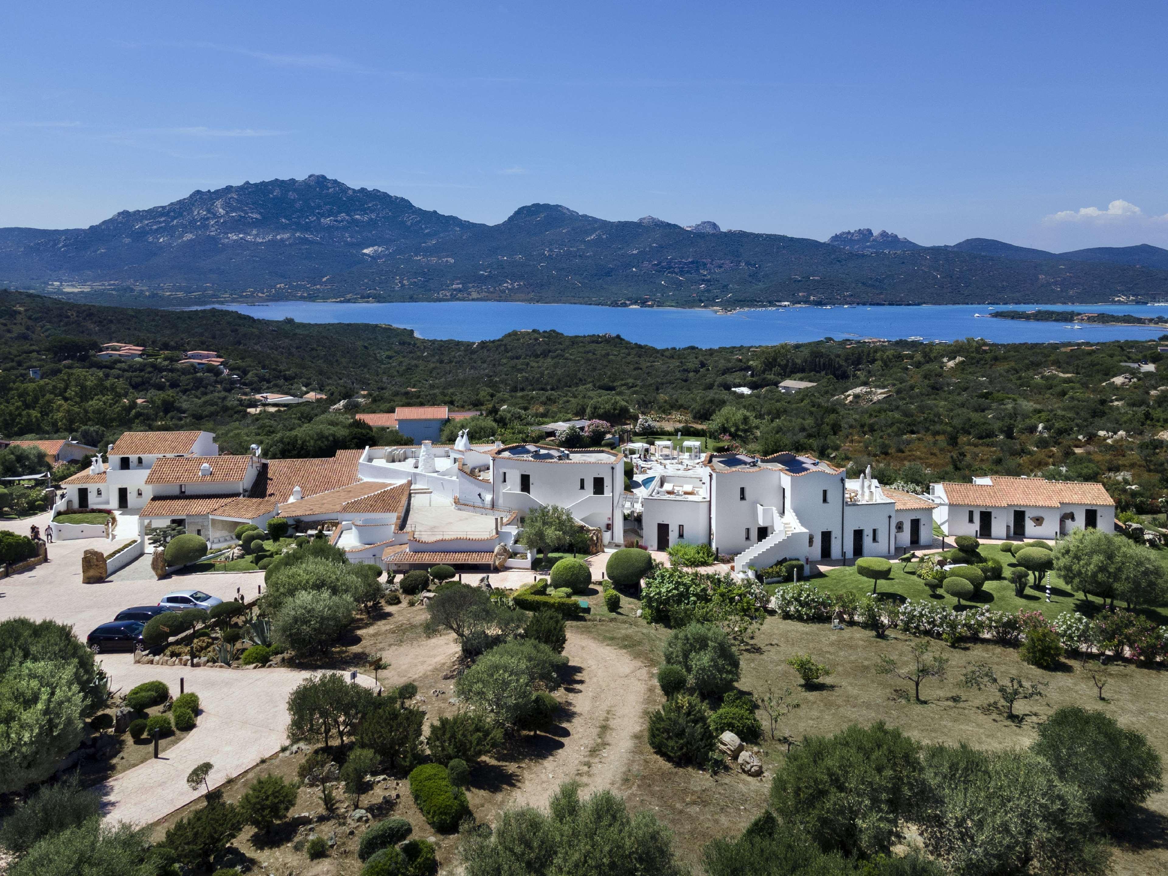 Sulia House Porto Rotondo, Curio Collection By Hilton Hotel Buitenkant foto