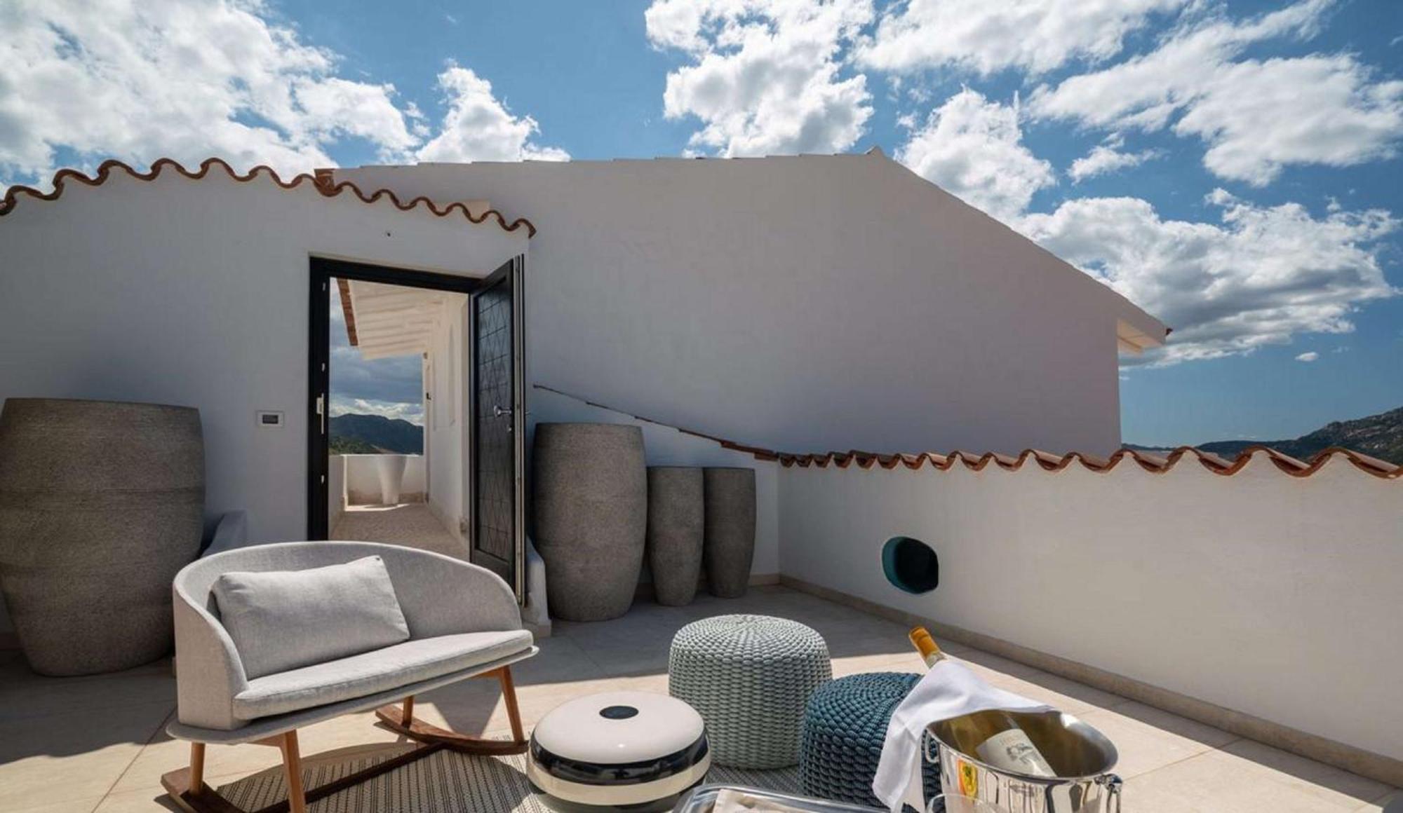 Sulia House Porto Rotondo, Curio Collection By Hilton Hotel Buitenkant foto
