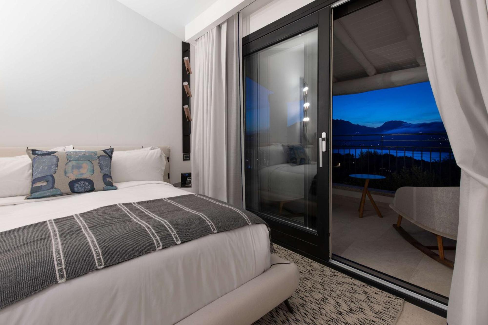 Sulia House Porto Rotondo, Curio Collection By Hilton Hotel Buitenkant foto