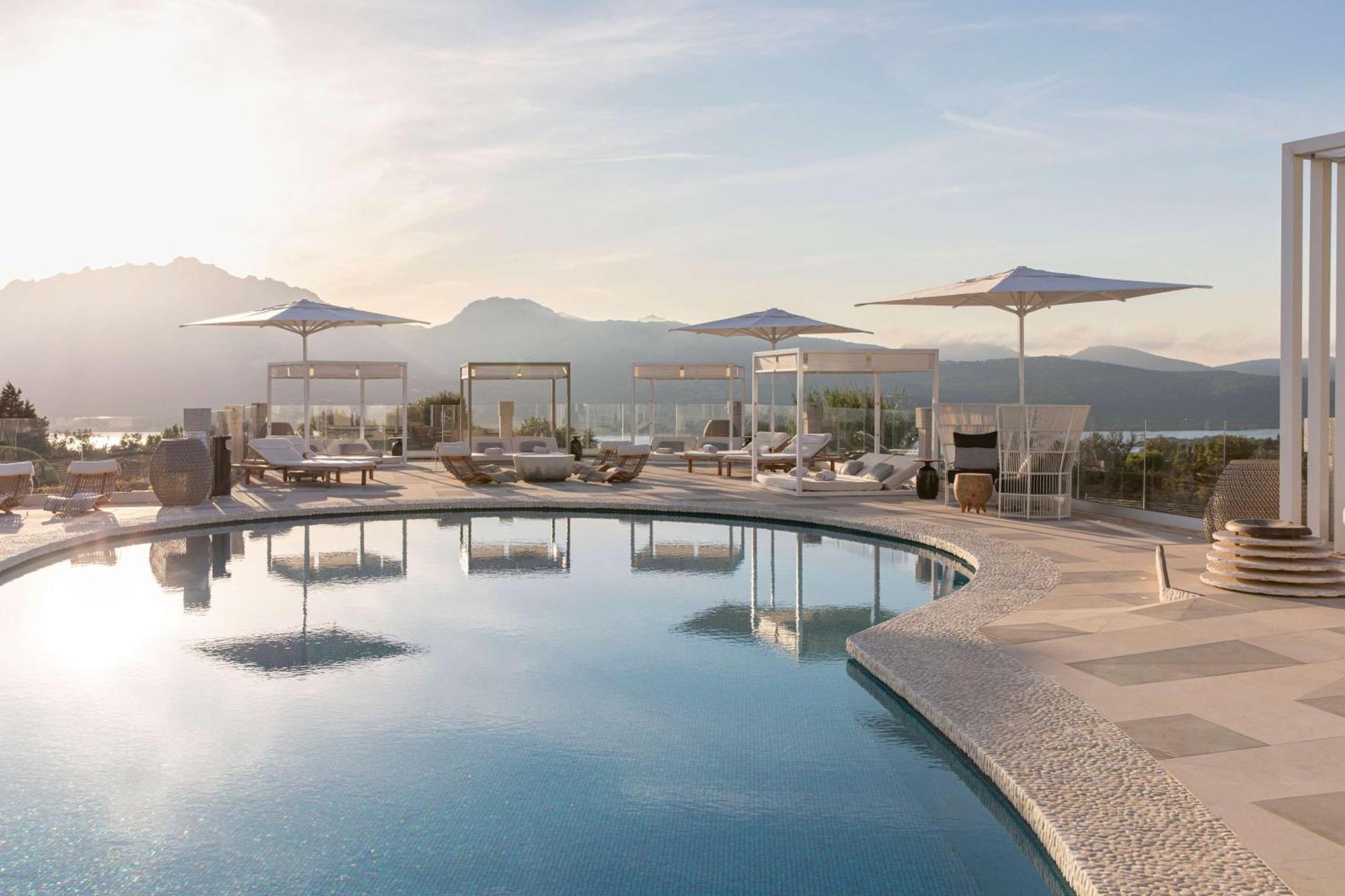 Sulia House Porto Rotondo, Curio Collection By Hilton Hotel Buitenkant foto